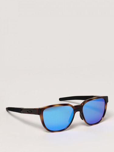 Sunglasses OAKLEY Men color Brown - Oakley - Modalova