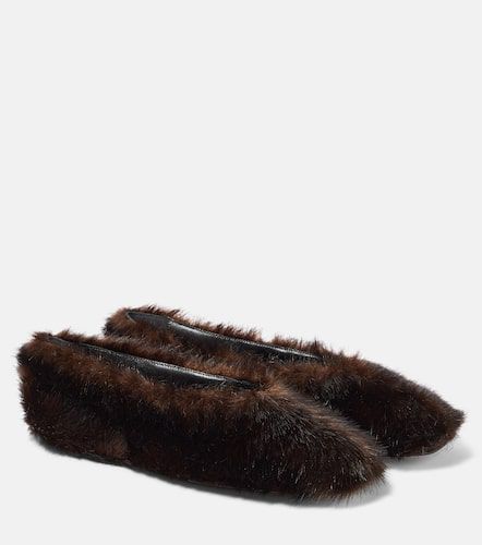 Ballerinas aus Faux Fur - Magda Butrym - Modalova