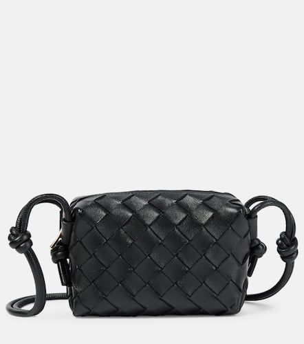 Candy Loop leather camera bag - Bottega Veneta - Modalova