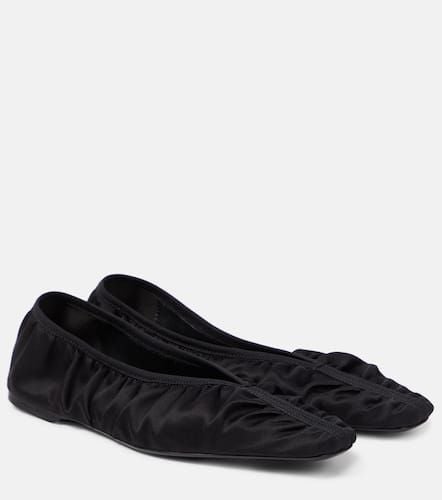 Ballerinas The Gathered Flat aus Satin - Toteme - Modalova