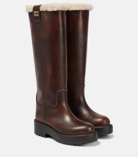 Shearling-lined leather knee-high boots - Miu Miu - Modalova