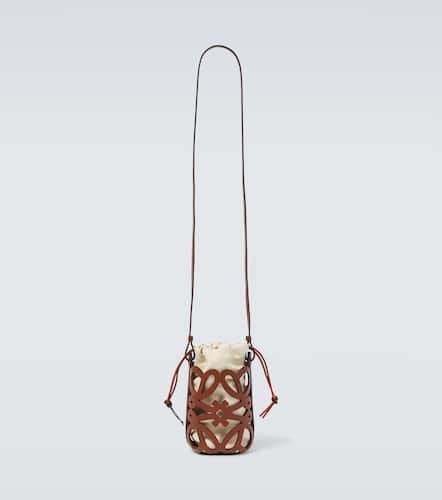 Anagram leather-trimmed canvas bucket bag - Loewe - Modalova