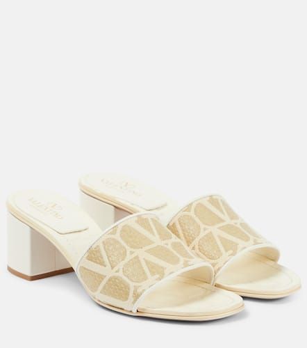 Toile Iconographe 50 raffia-trimmed mules - Valentino Garavani - Modalova