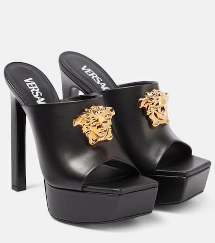 Medusa leather platform mules - Versace - Modalova