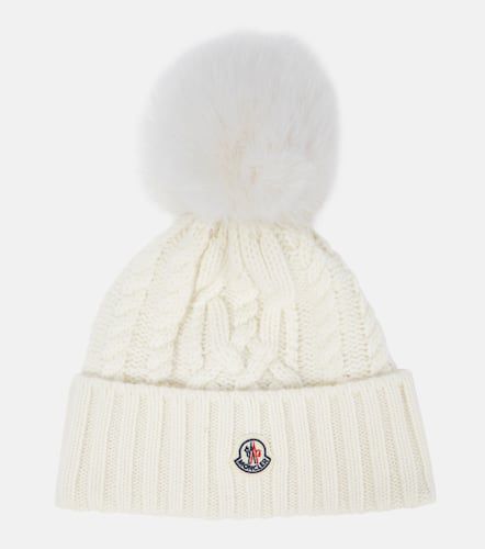 Logo cable-knit wool and cashmere beanie - Moncler - Modalova
