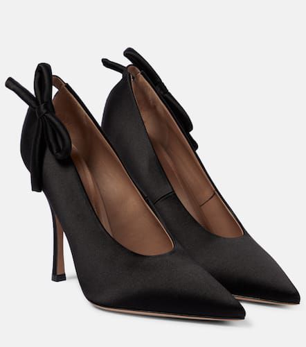 Nite-Out cutout satin pumps - Valentino Garavani - Modalova