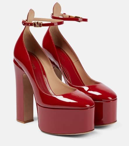 Tan-Go patent leather platform pumps - Valentino Garavani - Modalova