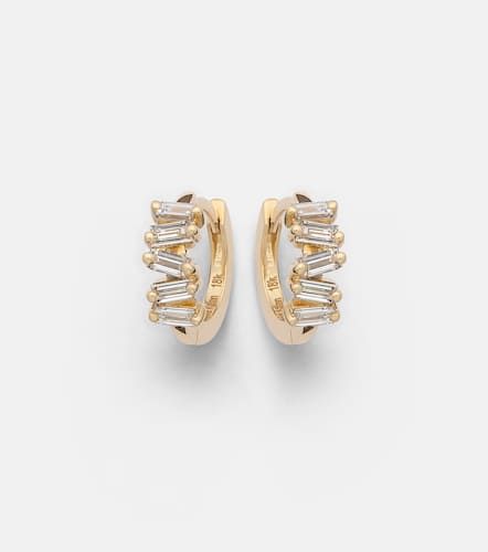 Bold 18kt huggies with diamonds - Suzanne Kalan - Modalova