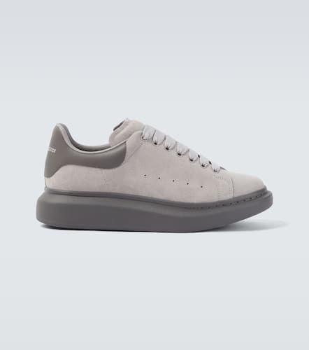 Sneakers Oversized aus Veloursleder - McQueen - Modalova