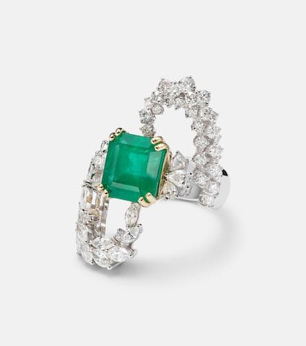 Reign Supreme 18kt white gold ring with emerald and diamonds - Yeprem - Modalova