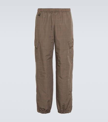 Undercover Pantaloni cargo in nylon - Undercover - Modalova