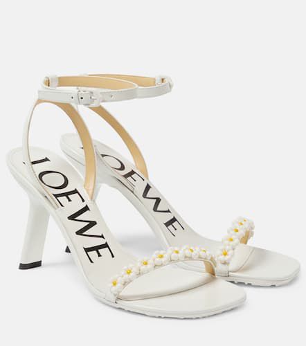 Paula's Ibiza Verzierte Sandalen Petal Daisy aus Leder - Loewe - Modalova