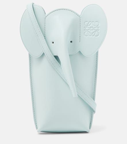 Etui mit Riemen Elephant Pocket aus Leder - Loewe - Modalova