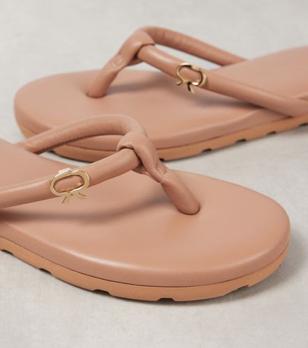 Juno leather thong sandals - Gianvito Rossi - Modalova