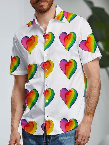 Camisas de manga corta con cuello de solapa y estampado de corazones Colorful para hombre - ChArmkpR - Modalova