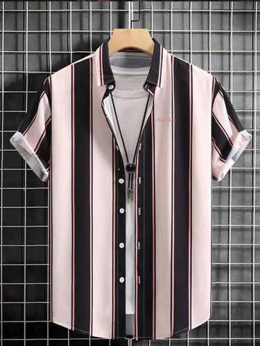 Camisas casuales de manga corta con dobladillo curvado a rayas para hombre - ChArmkpR - Modalova