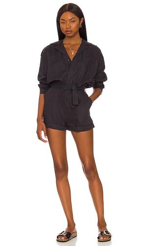 Billy linen jumpsuit en color azul marino talla XS en - Navy. Talla XS (también en S, M, L) - ACACIA - Modalova