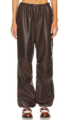 Pantalones de paracaídas frankie en color chocolate talla 1X en - Chocolate. Talla 1X (también en L, M, S, XL) - AFRM - Modalova