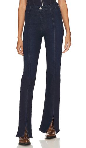 Jean acampanado x emrata anisten en color azul talla 23 en - Blue. Talla 23 (también en 33) - AG Jeans - Modalova