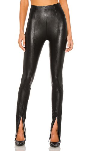 X REVOLVE Malta Faux Leather Pants in . Taglia XS - Amanda Uprichard - Modalova