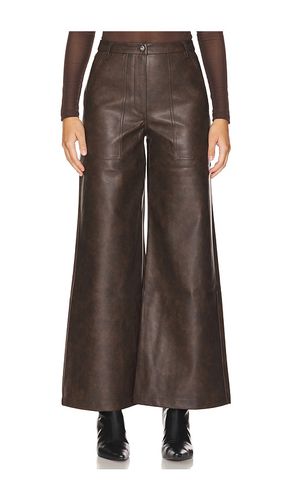 Faux Leather Wide Leg Pant in . Taglia 4, 6, 8 - Bardot - Modalova