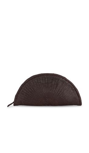 BEMBIEN Perla Clutch in Brown - BEMBIEN - Modalova