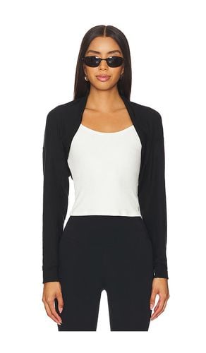 Duet 2-Way Convertible Shrug in . Size M, S, XL, XS - Beyond Yoga - Modalova