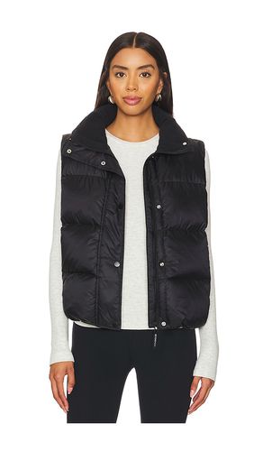 Big Cozy Puffer Vest in . Size S - Beyond Yoga - Modalova