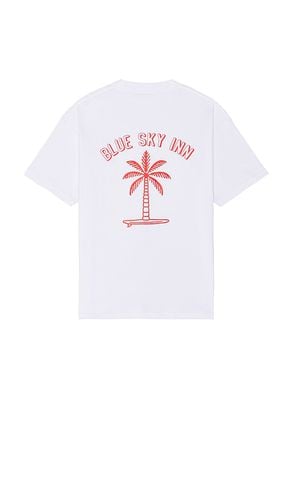 Surf Palm T-Shirt in . Size M, S, XL/1X - Blue Sky Inn - Modalova