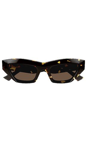 Edgy Narrow Cat Eye Sunglasses in - Bottega Veneta - Modalova