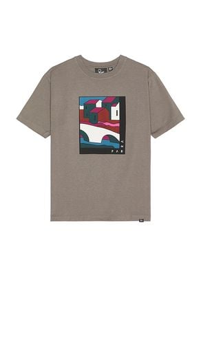 Leaving You T-Shirt in . Size M, S, XL/1X - By Parra - Modalova