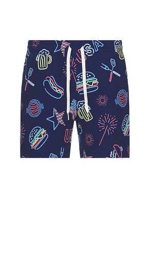 The patriotic lights 5.5 swim short in color blue size M in - Blue. Size M (also in XXL/2X) - Chubbies - Modalova
