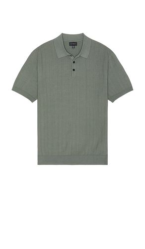 Short sleeve texture polo en color verde salvia talla L en - Sage. Talla L (también en M, XL/1X) - Club Monaco - Modalova