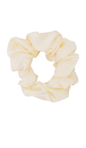 DONNI. The Silk Scrunchie in Cream - DONNI. - Modalova