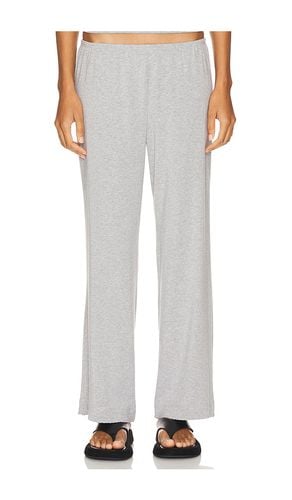 Baby Rib Scallop Pant in . Size XL - DONNI. - Modalova