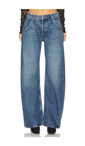 Enzo Mid Rise Barrel in . Taglia 24, 25, 26, 27, 28, 29 - EB Denim - Modalova