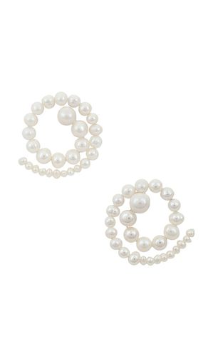 Spiral Earrings in Freshwater Pearl in - Eliou - Modalova