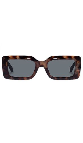 Parallax in color brown size all in & - Brown. Size all - AIRE - Modalova