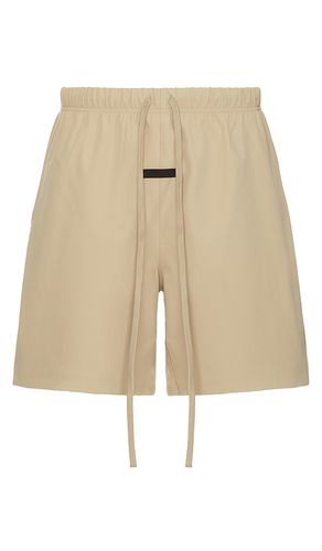 Bonded Nylon Soccer Short in . Size M, XL - Fear of God ESSENTIALS - Modalova