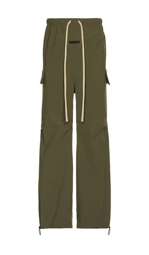 Bonded Nylon Field Pant in . Size M, S, XL - Fear of God ESSENTIALS - Modalova