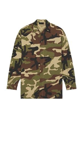 Military Nylon Overshirt in . Taglia M, S, XL - Fear of God ESSENTIALS - Modalova