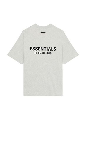 Camiseta en color gris claro talla L en - Light Grey. Talla L (también en M, XL) - Fear of God ESSENTIALS - Modalova