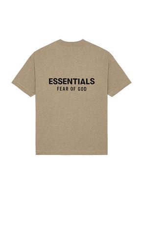 Camiseta classic en color neutral talla L en - Neutral. Talla L (también en M, XL) - Fear of God ESSENTIALS - Modalova