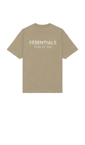 Classic Fit T-Shirt in . Size L. Also in M, S, XL/1X, XS, XXL/2X - Fear of God ESSENTIALS - Modalova