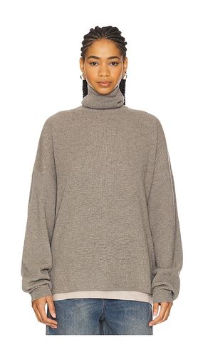 Turtleneck Sweater in . Size M. Also in S, XS - Fear of God ESSENTIALS - Modalova