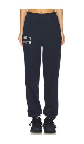 The collegiate jogger en color talla S en - Navy. Talla S (también en XS) - Favorite Daughter - Modalova