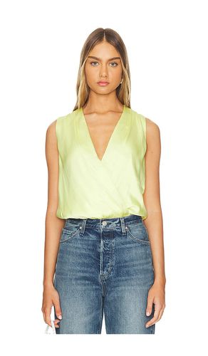 The Sleeveless Date Blouse in . Size M, S, XS - Favorite Daughter - Modalova