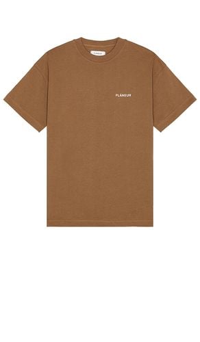 Essential T-Shirt in . Size XL/1X - FLANEUR - Modalova