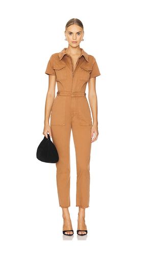 Utility fit for success jumpsuit en color bronce talla 1X en - Tan. Talla 1X (también en 3X, 5X, L, M, S) - Good American - Modalova