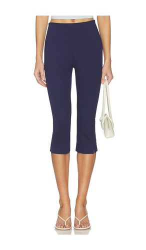 X REVOLVE Cooper Capri Pant in . Size L. Also in M, S - Geel - Modalova